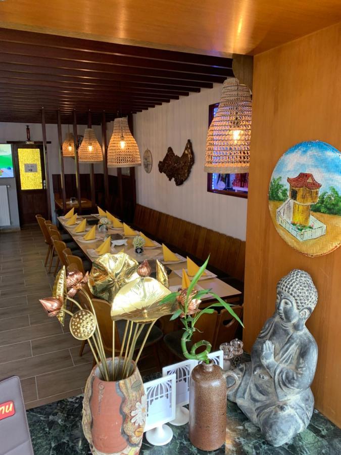 Vina Am Ring Bed & Breakfast Mannebach  Bagian luar foto